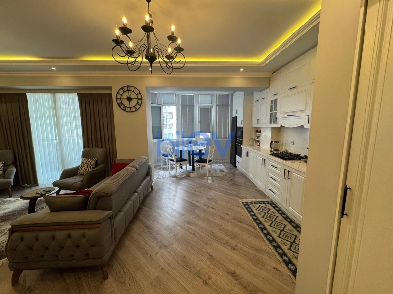 Satış 3 otaqlı Yeni Tikili bina evi  130m², Bakı