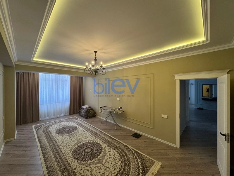 Satış 3 otaqlı Yeni Tikili bina evi  130m², Bakı