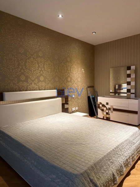 Satış 4 otaqlı Yeni Tikili bina evi  175m², Bakı