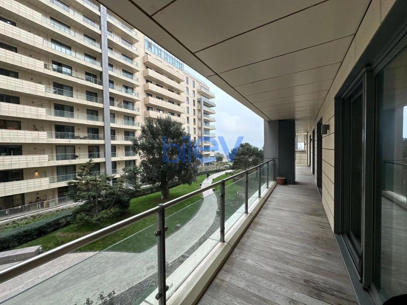 Satış 4 otaqlı Yeni Tikili bina evi  175m², Bakı