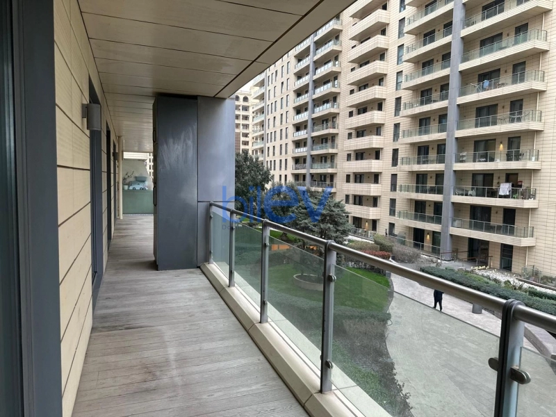 Satış 4 otaqlı Yeni Tikili bina evi  175m², Bakı