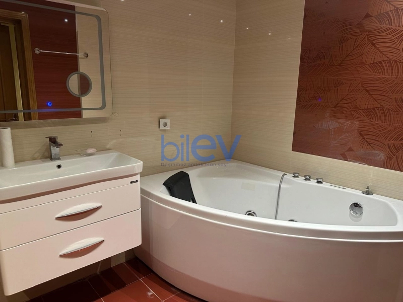 Satış 4 otaqlı Yeni Tikili bina evi  175m², Bakı