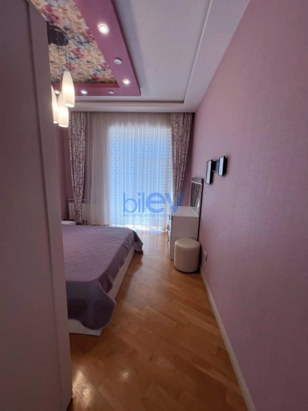 Aylıq Kirayə 3 otaqlı Köhnə Tikili bina evi  100m², Bakı