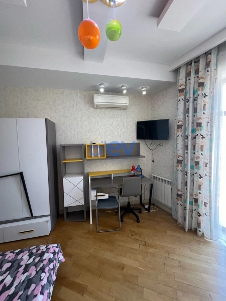Aylıq Kirayə 3 otaqlı Köhnə Tikili bina evi  100m², Bakı