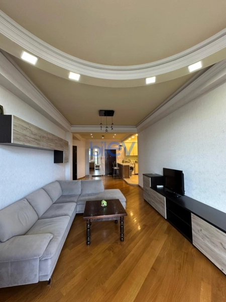 Aylıq Kirayə 3 otaqlı Yeni Tikili bina evi  110m², Bakı