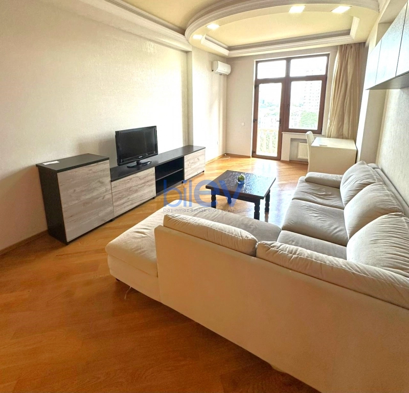 Aylıq Kirayə 3 otaqlı Yeni Tikili bina evi  110m², Bakı