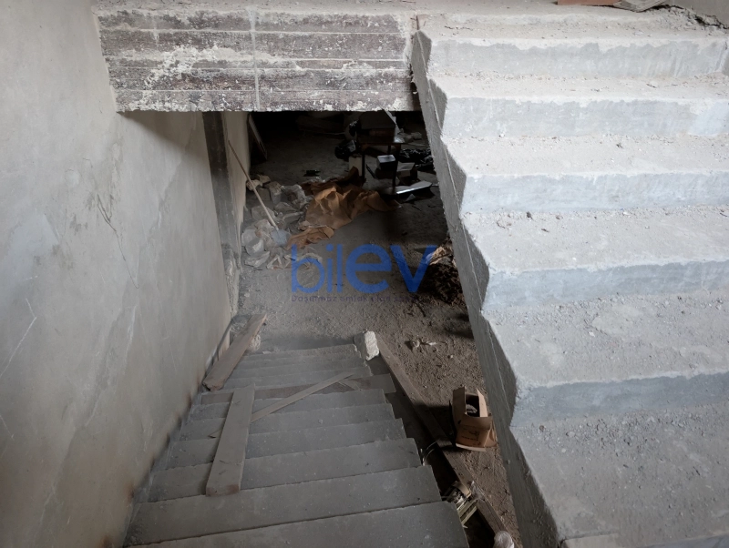Satış  otaqlı Obyekt  800m², Bakı