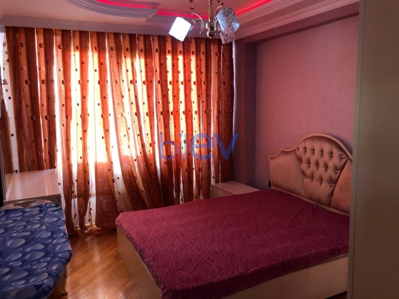 Aylıq Kirayə 2 otaqlı Yeni Tikili bina evi  75m², Bakı