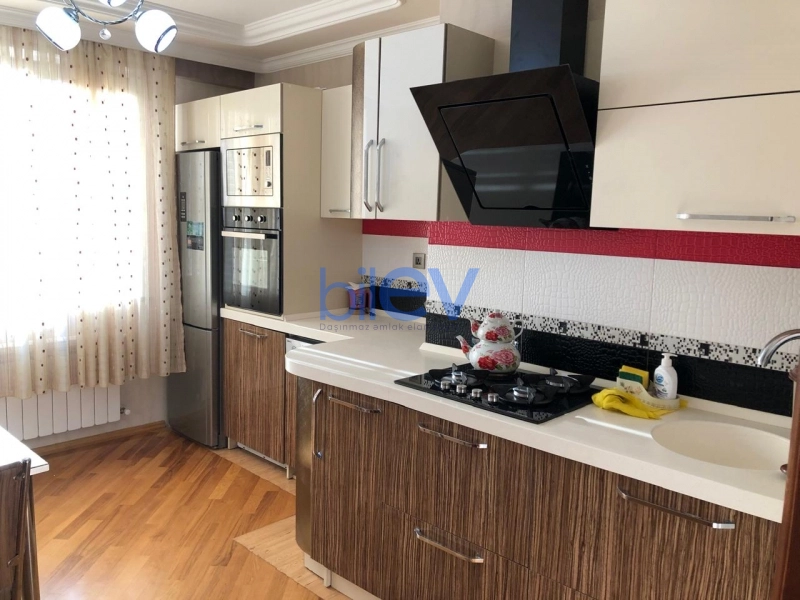 Aylıq Kirayə 2 otaqlı Yeni Tikili bina evi  75m², Bakı