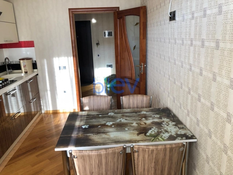 Aylıq Kirayə 2 otaqlı Yeni Tikili bina evi  75m², Bakı