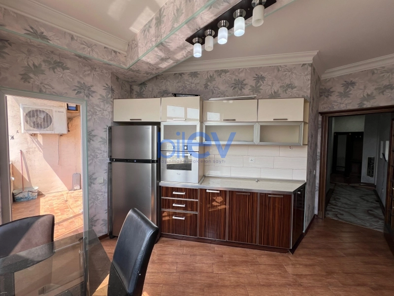 Aylıq Kirayə 3 otaqlı Yeni Tikili bina evi  110m², Bakı