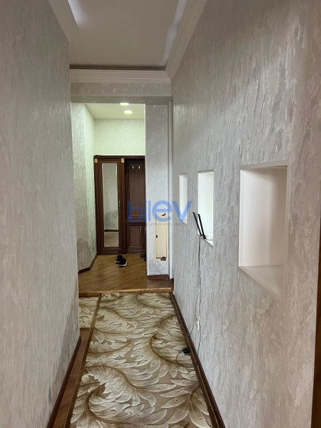 Aylıq Kirayə 3 otaqlı Yeni Tikili bina evi  110m², Bakı