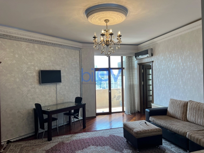 Aylıq Kirayə 3 otaqlı Yeni Tikili bina evi  110m², Bakı