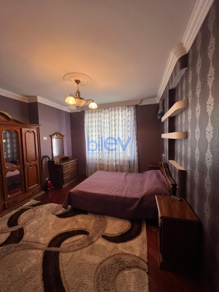 Aylıq Kirayə 3 otaqlı Yeni Tikili bina evi  110m², Bakı