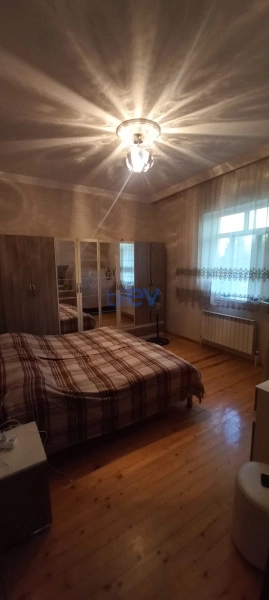 Satış 4 otaqlı Həyət evi  140m², Bakı