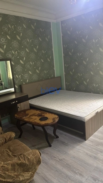 Aylıq Kirayə 3 otaqlı Köhnə Tikili bina evi  90m², Bakı