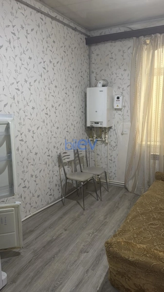 Aylıq Kirayə 3 otaqlı Köhnə Tikili bina evi  90m², Bakı