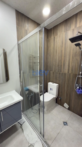 Günlük Kirayə 4 otaqlı Bağ evi  130m², Bakı