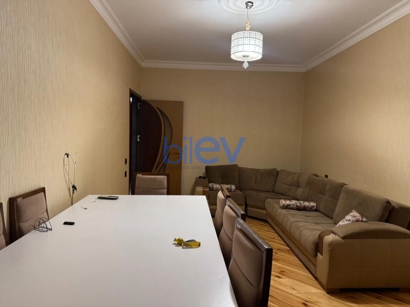 Aylıq Kirayə 3 otaqlı Köhnə Tikili bina evi  80m², Bakı