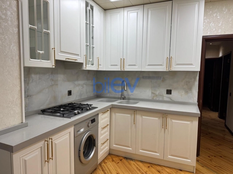 Aylıq Kirayə 3 otaqlı Köhnə Tikili bina evi  80m², Bakı
