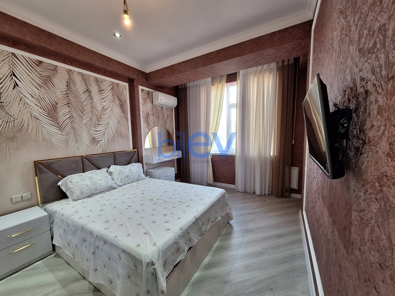 Satış 2 otaqlı Yeni Tikili bina evi  65m², Bakı