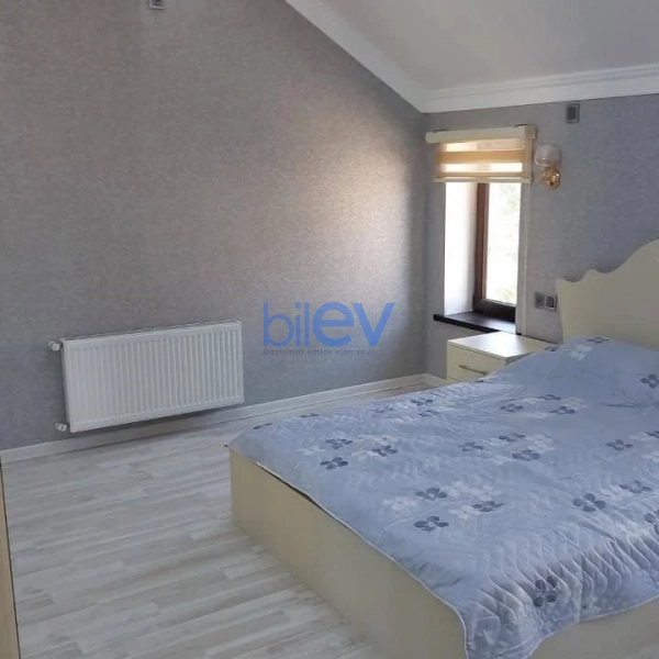 Günlük Kirayə 5 otaqlı Bağ evi  280m², Bakı