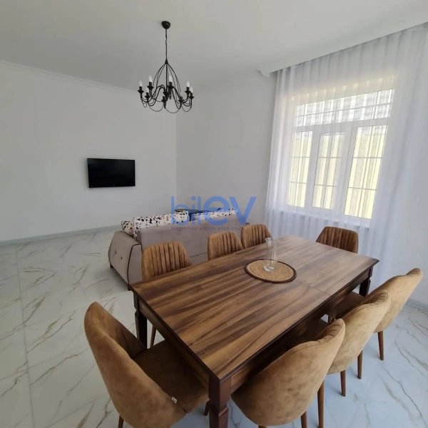 Günlük Kirayə 5 otaqlı Bağ evi  90m², Bakı