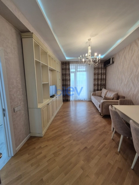 Aylıq Kirayə 2 otaqlı Yeni Tikili bina evi  68m², Bakı
