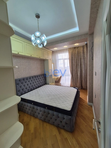 Aylıq Kirayə 2 otaqlı Yeni Tikili bina evi  68m², Bakı