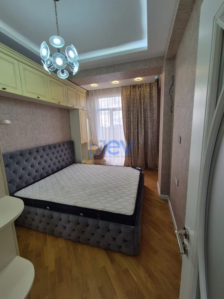 Aylıq Kirayə 2 otaqlı Yeni Tikili bina evi  68m², Bakı