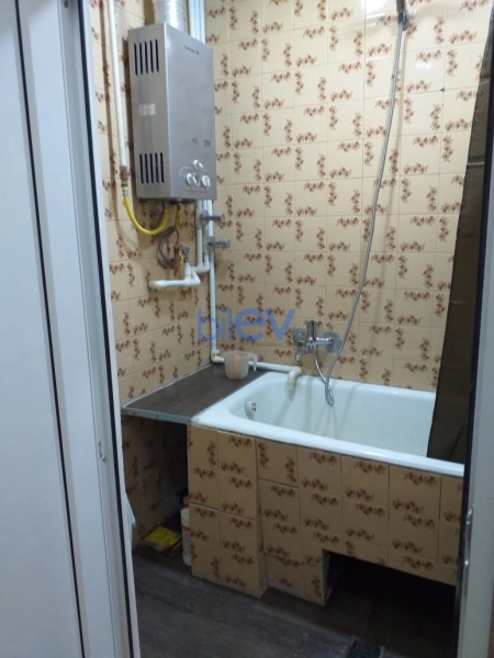 Aylıq Kirayə 2 otaqlı Köhnə Tikili bina evi  50m², Bakı