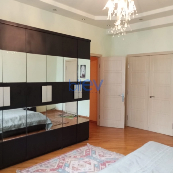 Satış 3 otaqlı Yeni Tikili bina evi  140m², Bakı