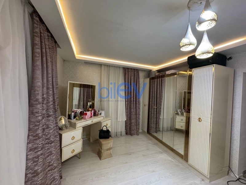 Satış 10 otaqlı Həyət evi  420m², Bakı