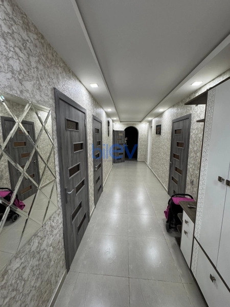 Satış 10 otaqlı Həyət evi  420m², Bakı