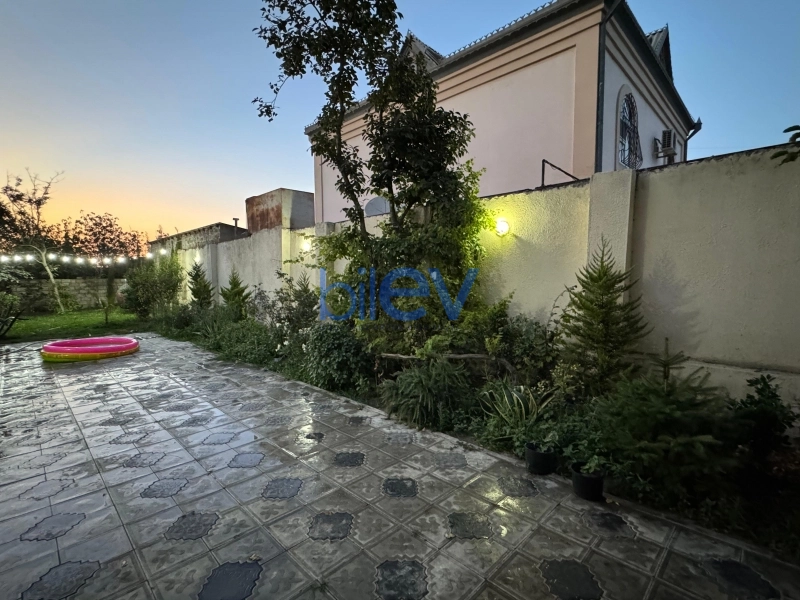 Satış 10 otaqlı Həyət evi  420m², Bakı