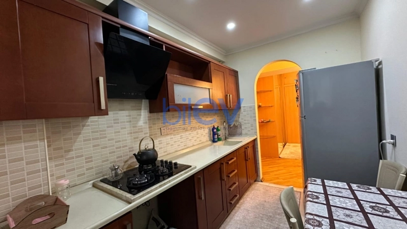 Aylıq Kirayə 1 otaqlı Yeni Tikili bina evi  60m², Bakı