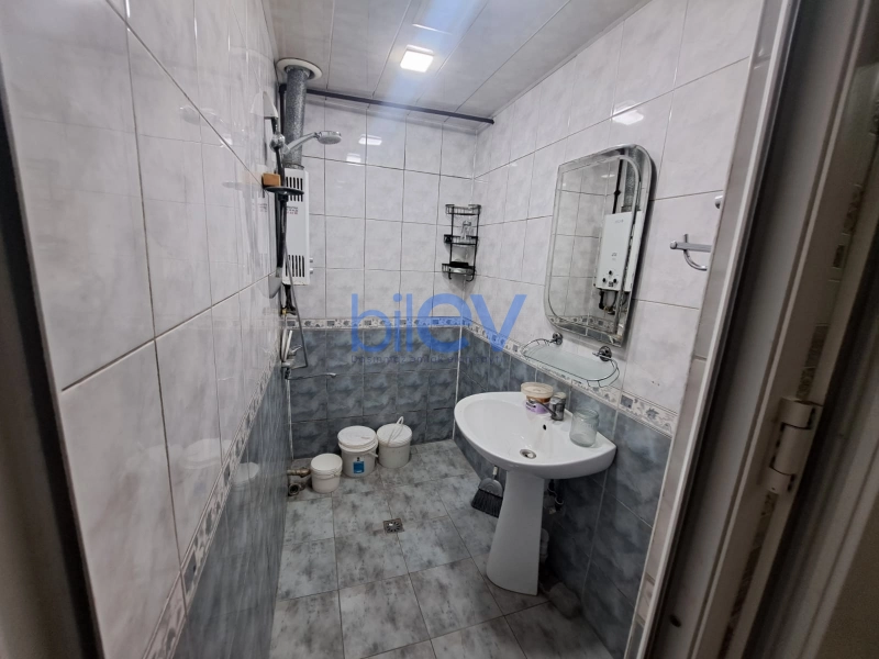 Aylıq Kirayə 2 otaqlı Köhnə Tikili bina evi  70m², Bakı