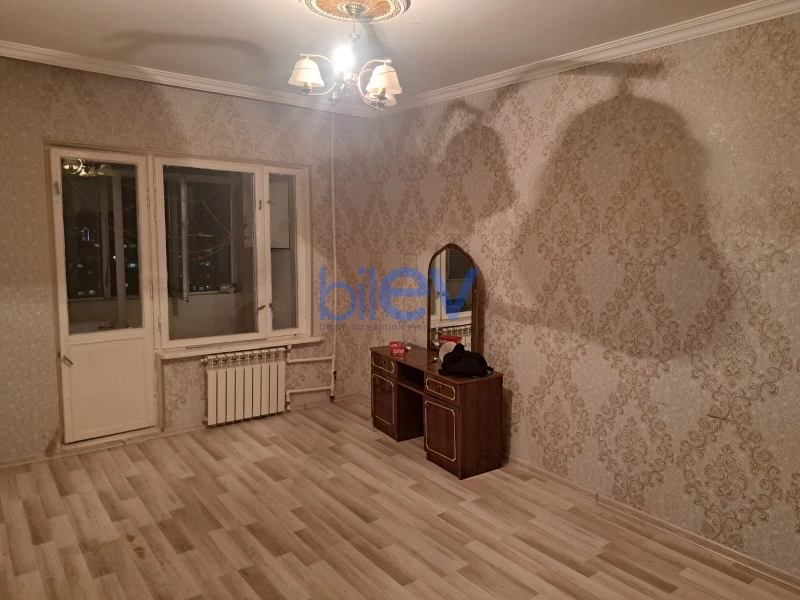Aylıq Kirayə 2 otaqlı Köhnə Tikili bina evi  70m², Bakı