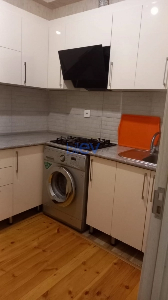Aylıq Kirayə 2 otaqlı Yeni Tikili bina evi  70m², Bakı