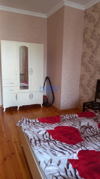 Aylıq Kirayə 2 otaqlı Yeni Tikili bina evi  70m², Bakı