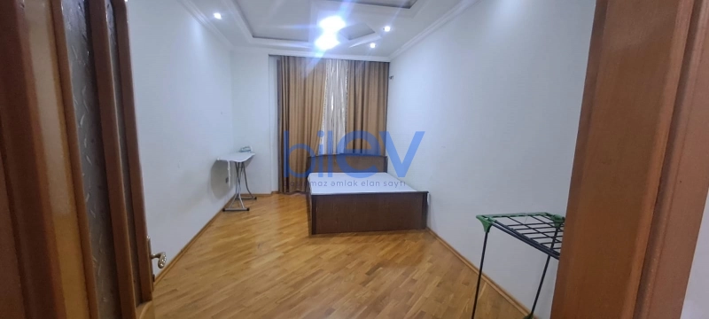 Aylıq Kirayə 3 otaqlı Yeni Tikili bina evi  160m², Bakı