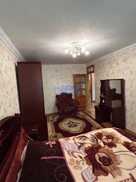 Aylıq Kirayə 3 otaqlı Köhnə Tikili bina evi  65m², Bakı