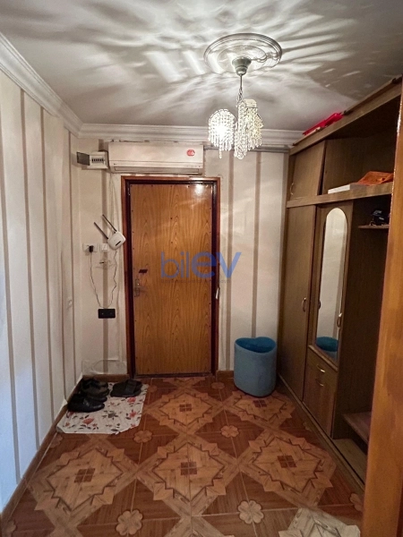 Aylıq Kirayə 3 otaqlı Köhnə Tikili bina evi  65m², Bakı