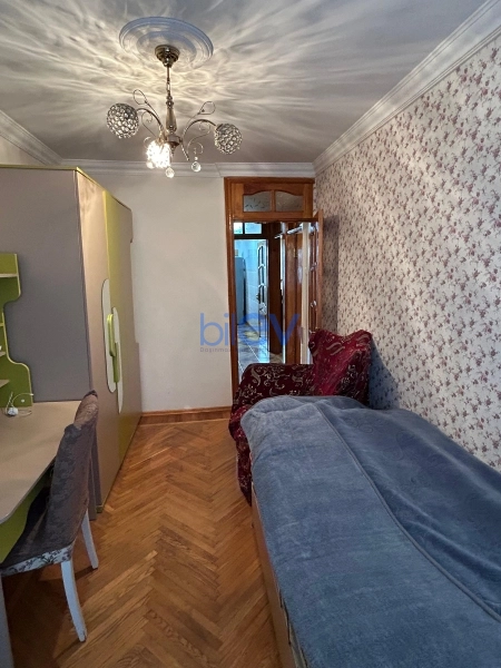 Aylıq Kirayə 3 otaqlı Köhnə Tikili bina evi  65m², Bakı