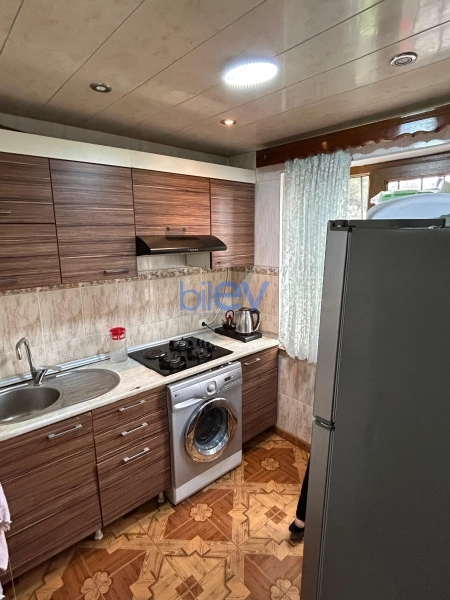 Aylıq Kirayə 3 otaqlı Köhnə Tikili bina evi  65m², Bakı