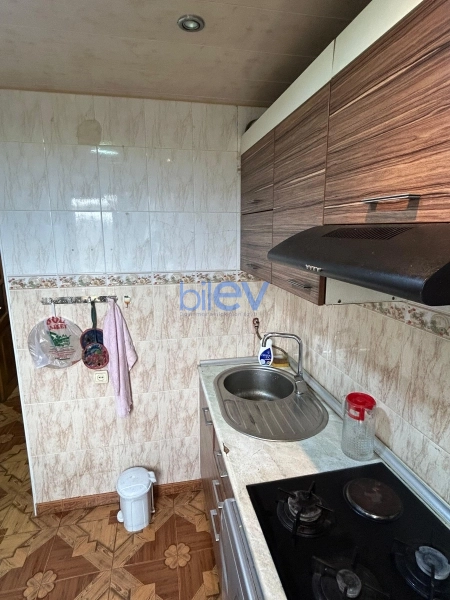 Aylıq Kirayə 3 otaqlı Köhnə Tikili bina evi  65m², Bakı