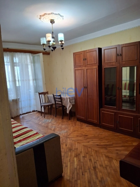 Satış 2 otaqlı Köhnə Tikili bina evi  55m², Bakı
