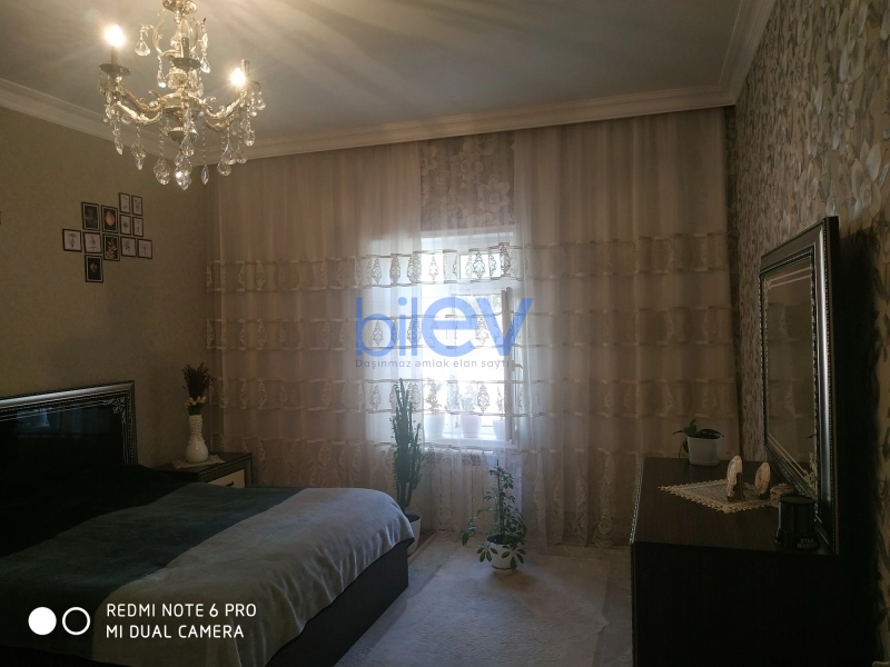 Satış 9 otaqlı Həyət evi  320m², Bakı