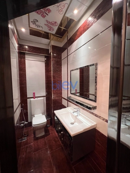 Satış 2 otaqlı Yeni Tikili bina evi  90m², Bakı