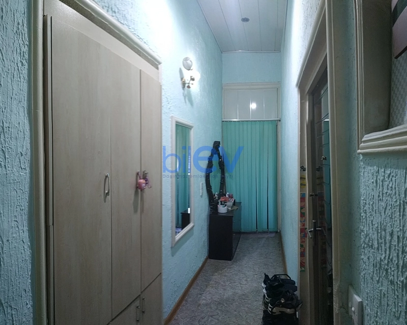 Satış 3 otaqlı Köhnə Tikili bina evi  75m², Bakı
